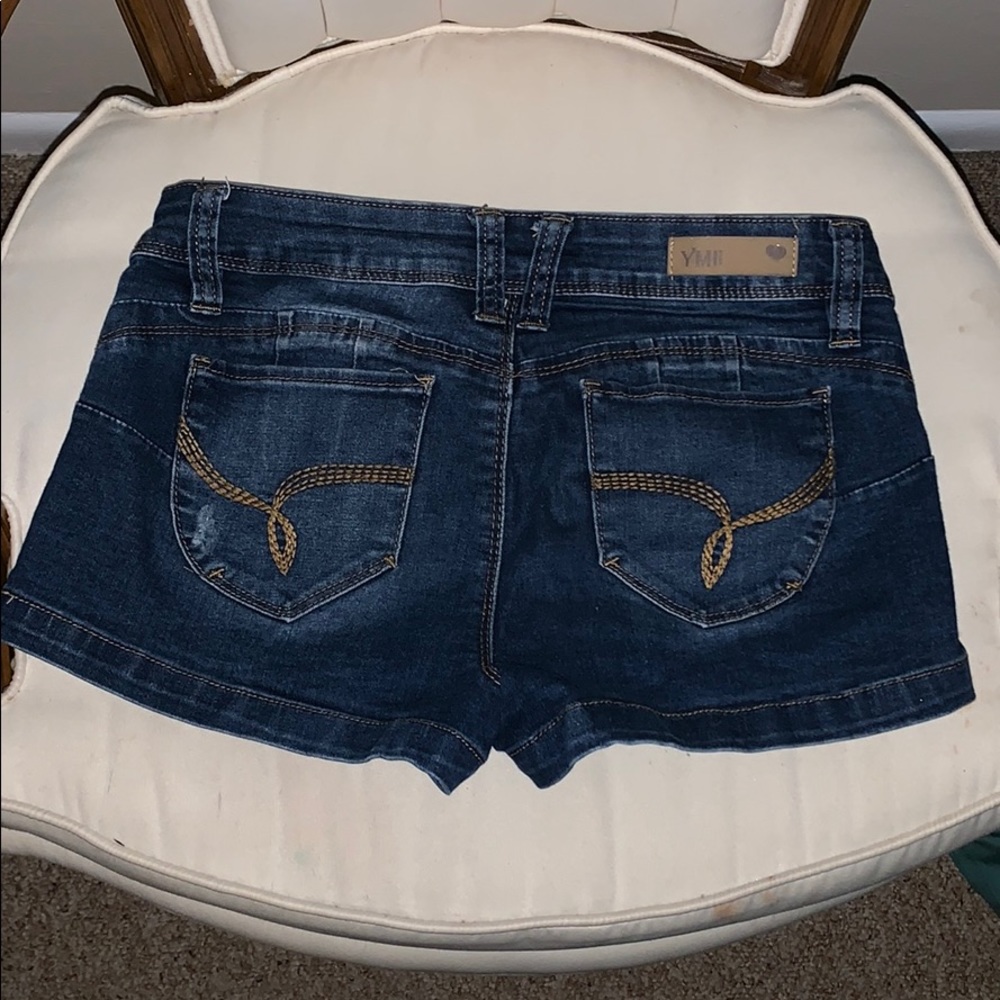 Wanna better butt shorts